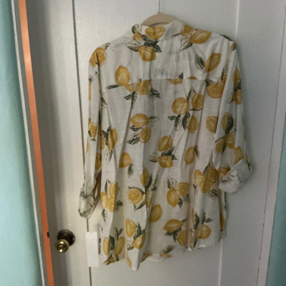 Foxcroft Lemon Print Tunic-Length Button-Down Shirt, 18W, NWT - Picture 5 of 6